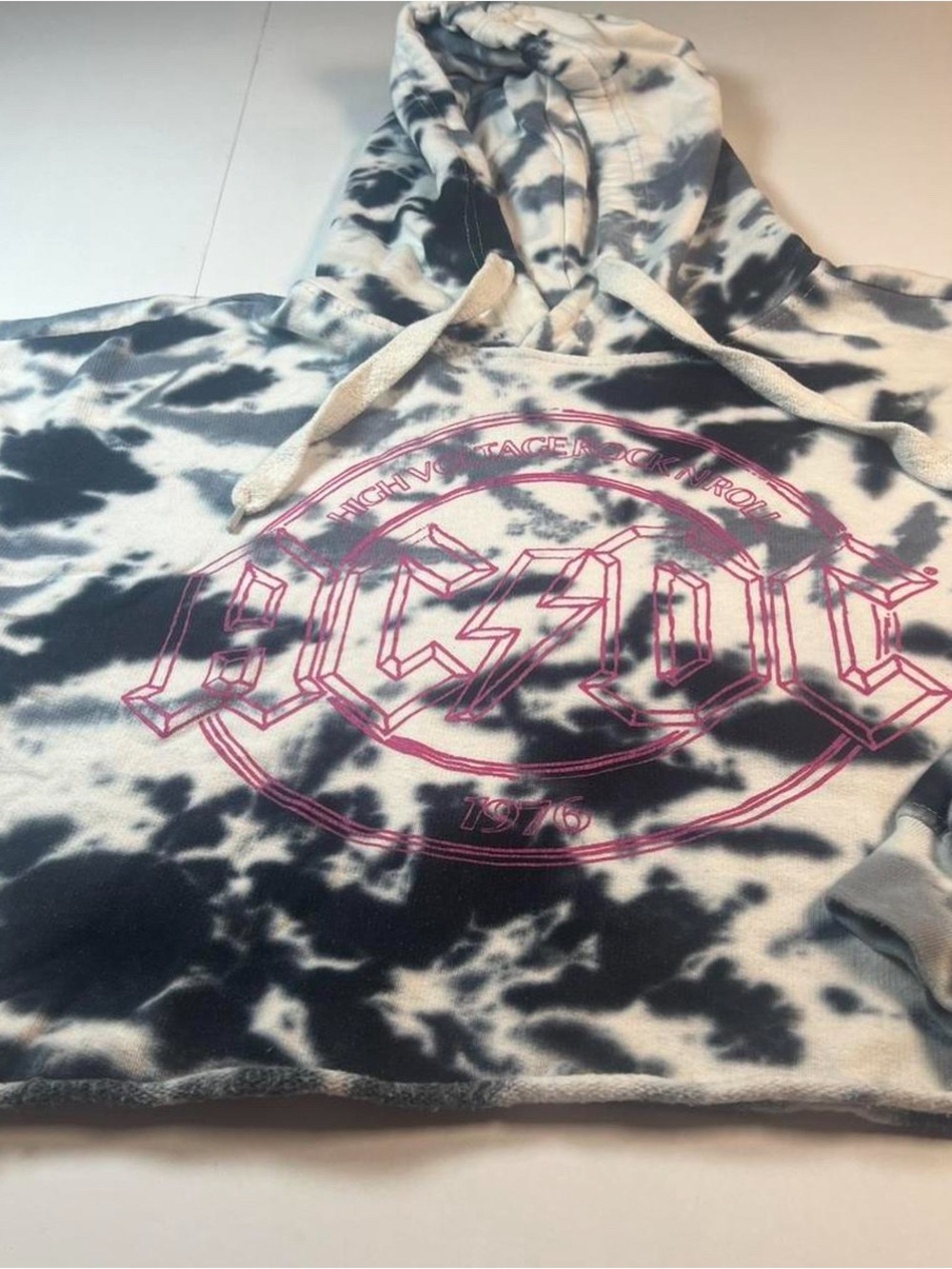 AC/DC Tie Dye Cropped Hoodie L Pink Graphic Grunge Rock Band Sweatshirt